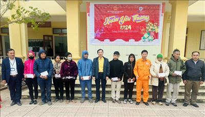 Ổn định sản xuất kinh doanh và chú trọng đến công tác an sinh xã hội